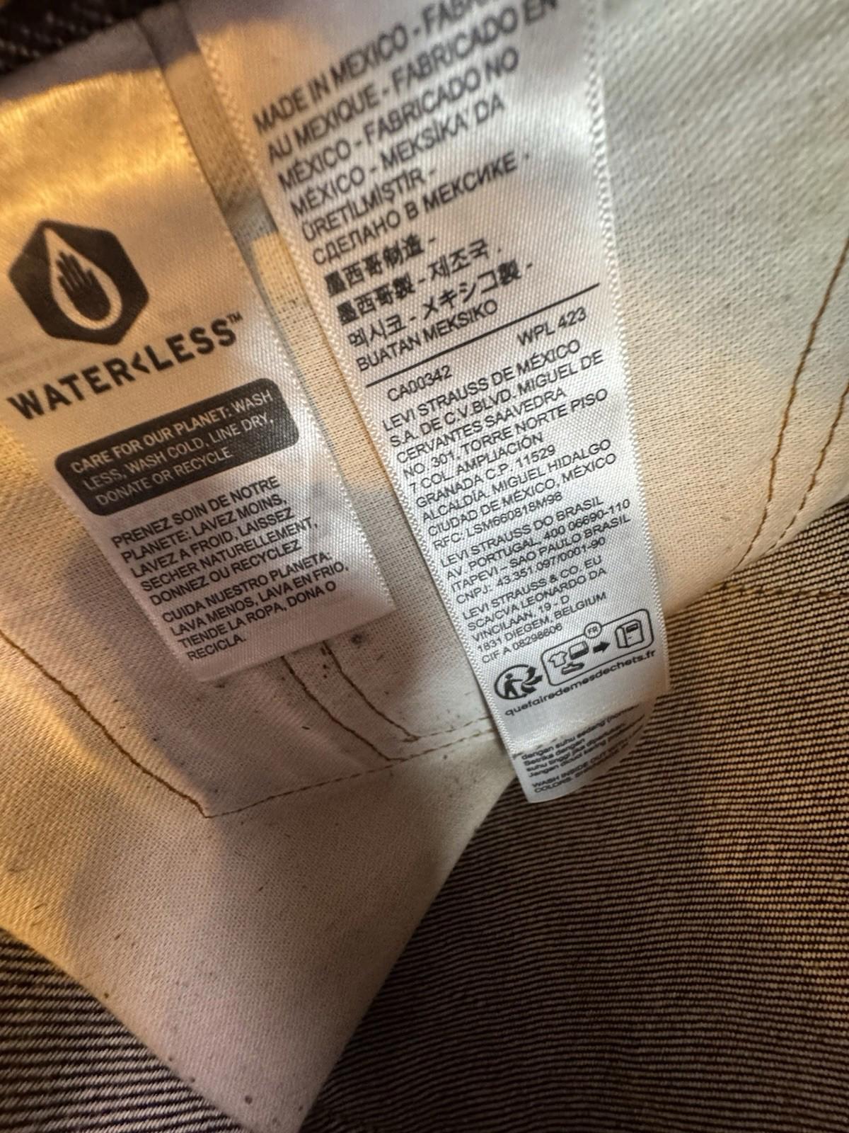 Levis Jeans 501 Button Fly 34x32 Charcoal Black New