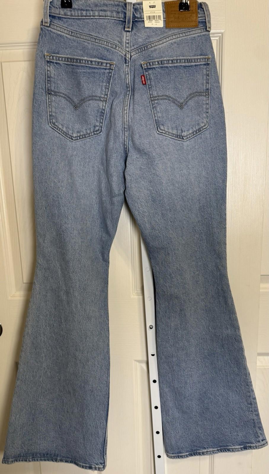 Levi’s Women’s 70'S High Rise Flare Jeans Light Wash 27x32 NWT