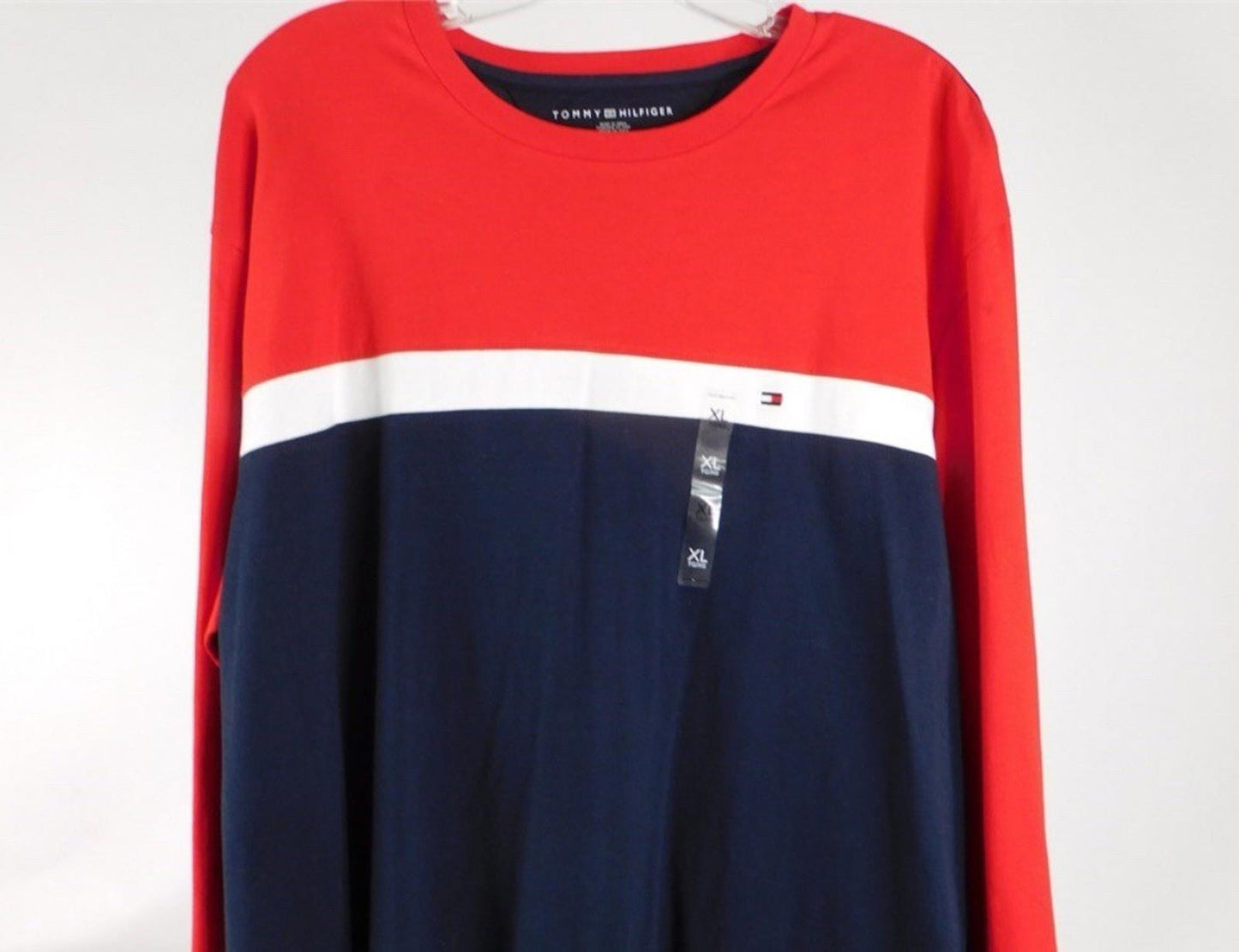 TOMMY HILFIGER Men’s XL Long Sleeve T-Shirt Size NWT