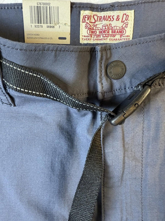 Levis 502 Regular Taper Fit Cargo Ombré Blue Pants Adjustable Waist 32x32 NWT